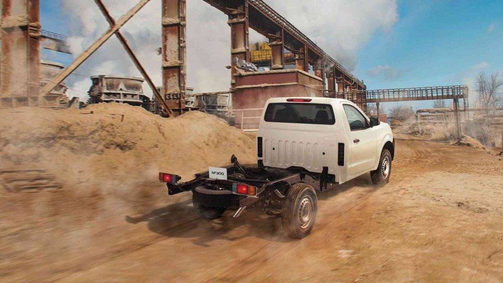 Np300_Nissan Cobama Universidad_