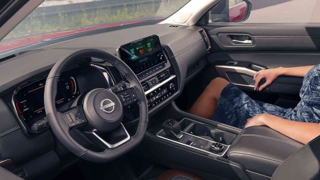 Pathfinder (4)_Nissan Cobama Universidad_